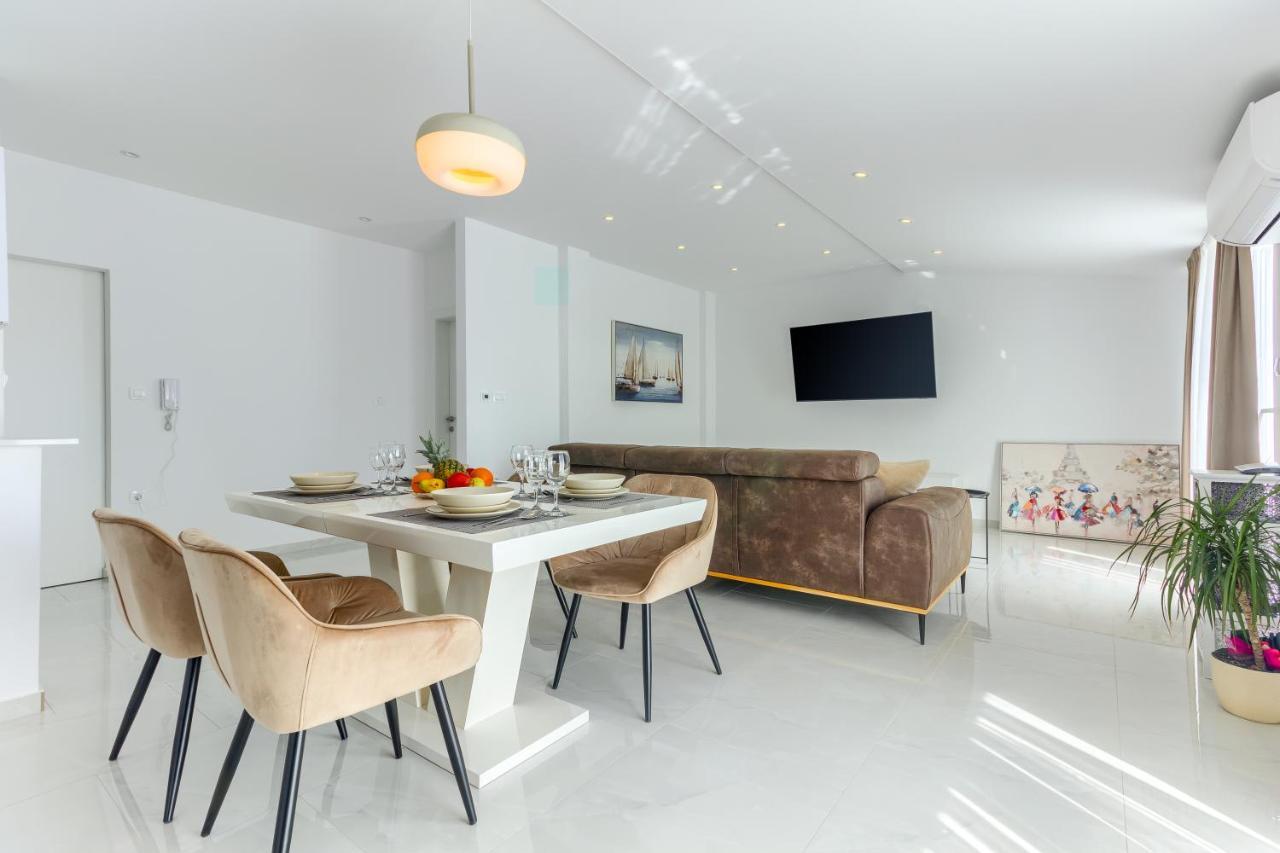 3Rd Floor Apartman คาชเตลา ภายนอก รูปภาพ