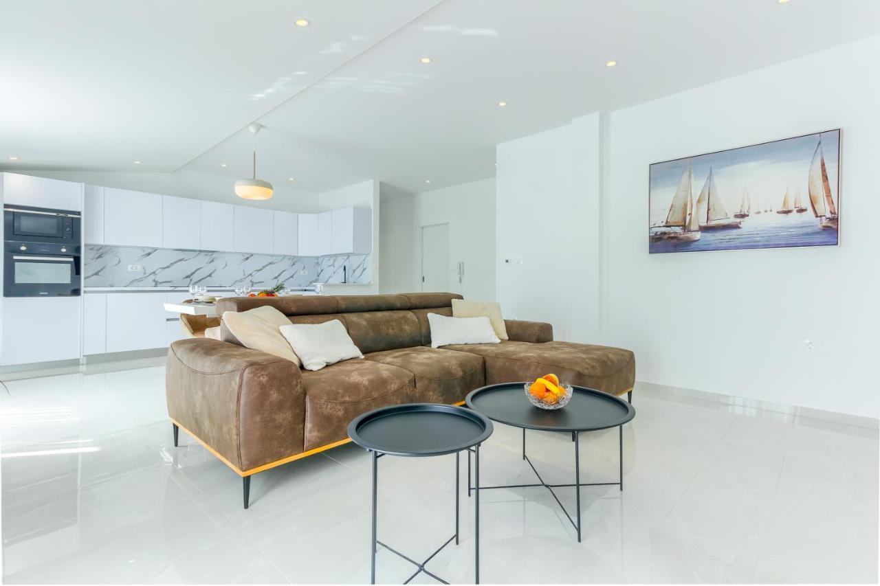3Rd Floor Apartman คาชเตลา ภายนอก รูปภาพ