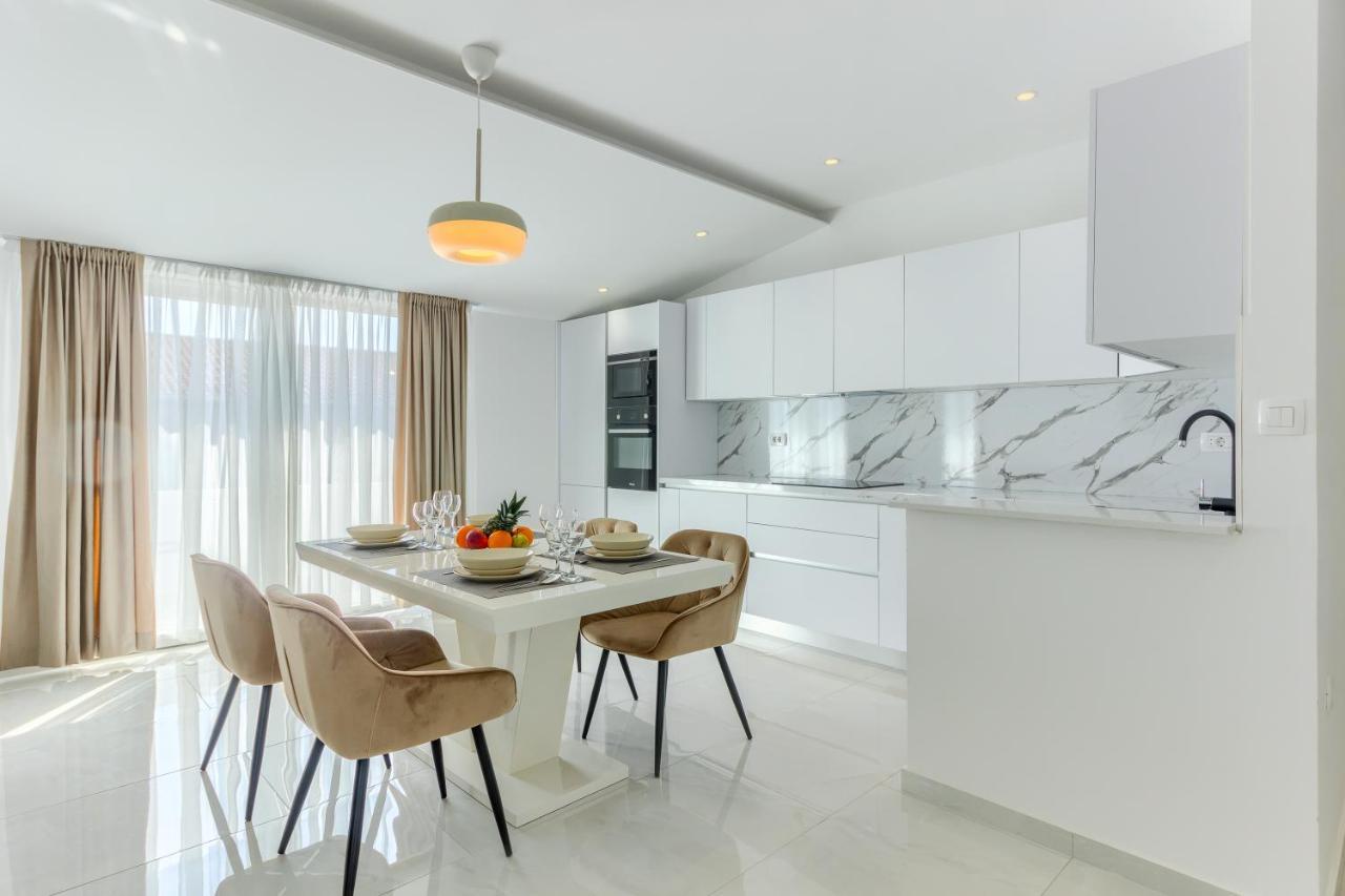 3Rd Floor Apartman คาชเตลา ภายนอก รูปภาพ