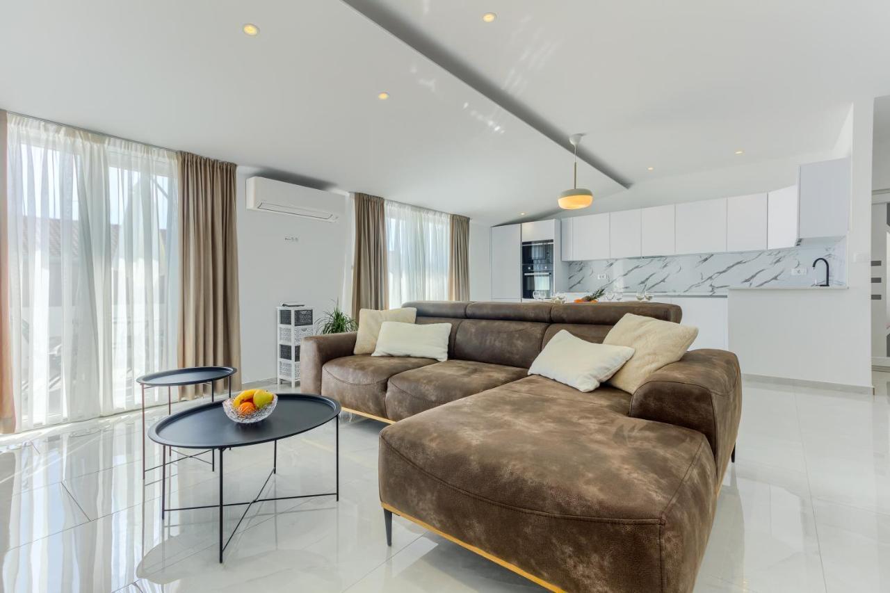 3Rd Floor Apartman คาชเตลา ภายนอก รูปภาพ