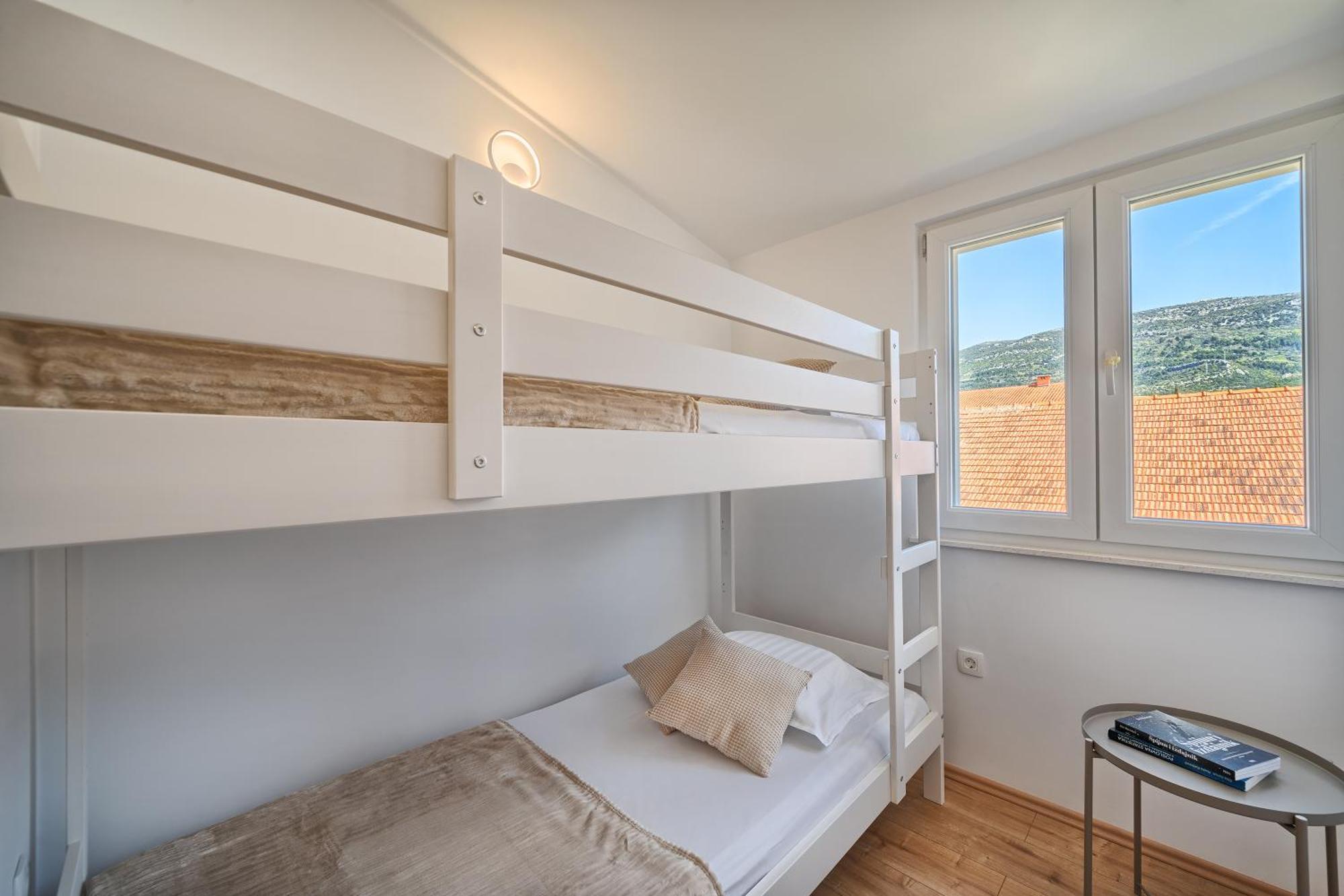 3Rd Floor Apartman คาชเตลา ภายนอก รูปภาพ