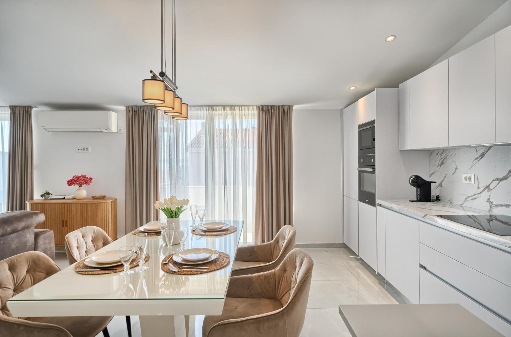 3Rd Floor Apartman คาชเตลา ภายนอก รูปภาพ